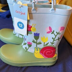 Cat & Jack Light Blue and Green Snail Print Kids Rain Boots